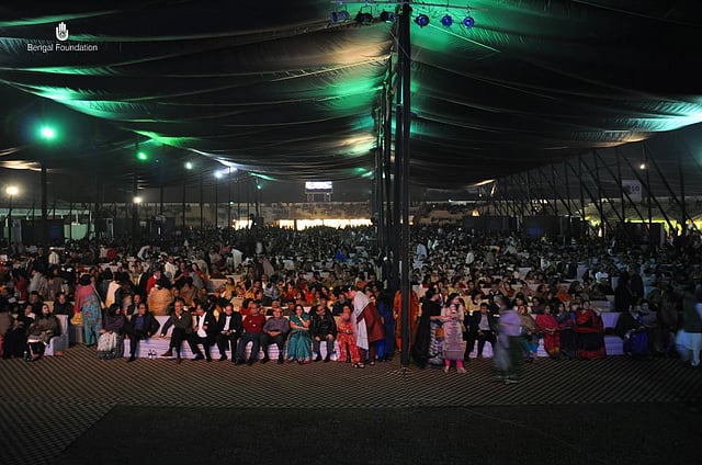 প্রতিবছর শ্রোতার সংখ্যা বেড়ে এখন পাঁচ দিনব্যাপী উৎসবে প্রায় দুই লাখ মানুষ উপস্থিত হন। ছবি: বেঙ্গল ফাউন্ডেশনের সৌজন্যে