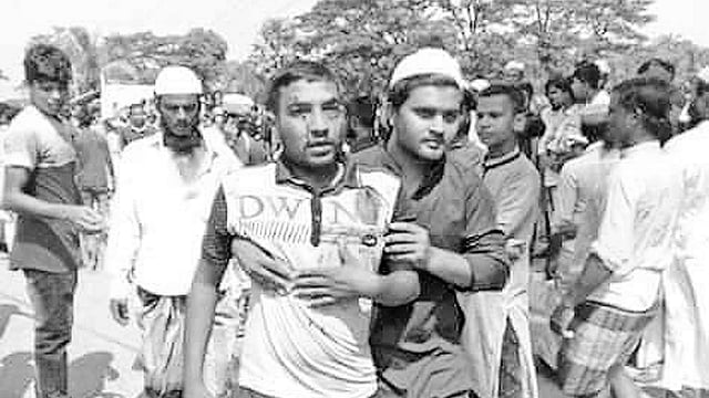 পুলিশকে অবশ্যই প্রমাণ করতে হবে যে তাদের পক্ষে গুলি চালানো ছাড়া আর কোনো পথ ছিল না