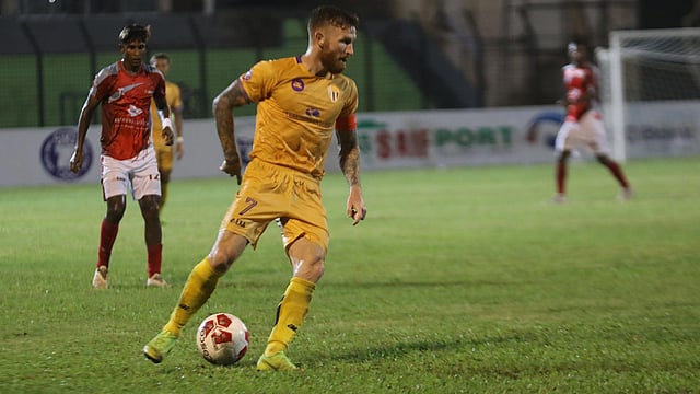 দুর্দান্ত খেলেছেন লি টাক। ছবি: প্রথম আলো