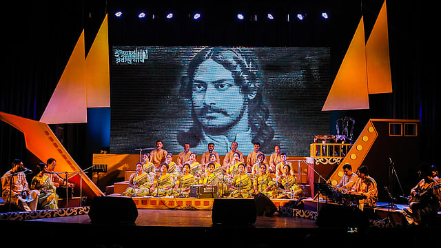 রবীন্দ্রনাথের ইউরোপে বসে লেখা কিছু গান নিয়েই ছিল উত্তরায়ণের নিবেদন, ‘ইউরোপে রবীন্দ্রনাথ’। ছবি: তানভীর আহাম্মেদ