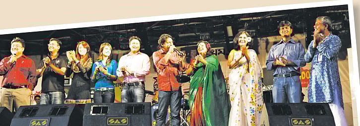 প্রথম আলো ট্রাস্ট িনয়মিত আয়োজন করে মাদকবিরোধী কনসার্ট। ১৭ জুলাই, ২০১০