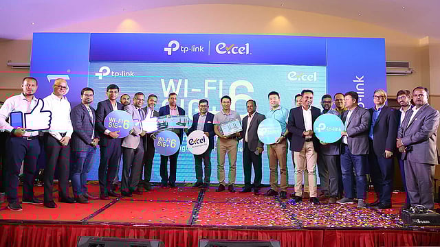 ওয়াই-ফাই সিক্স গিগ প্লাস রাউটারে দ্রুতগতির ইন্টারনেট পাওয়া যায়। ছবি: টিপি লিংকের সৌজন্যে