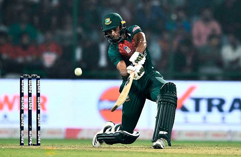 দেশকে নিয়ে বড় কীর্তির সামনে মাহমুদউল্লাহ। ছবি: এএফপি