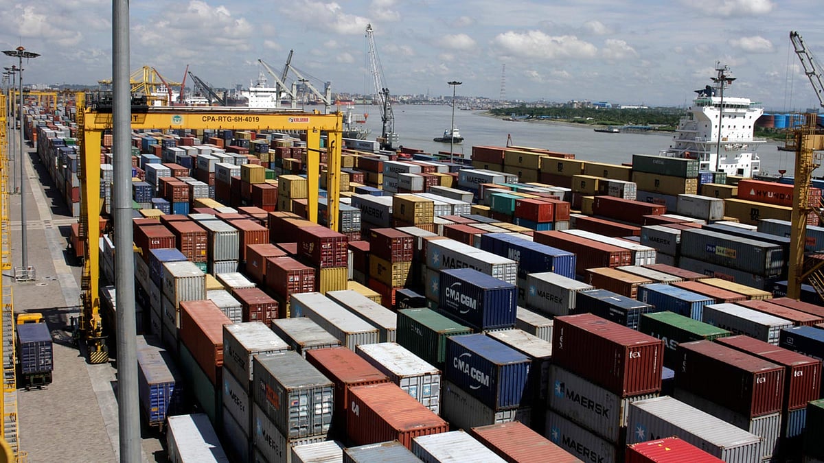 চট্টগ্রাম বন্দর। প্রথম আলো ফাইল ছবি