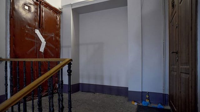 রাশিয়ার স্বনামধন্য ইতিহাসবিদ ওলেগ সকোলভের বাড়িতে তাঁর প্রেমিকার লাশ পাওয়া যায়। ছবি: এএফপি