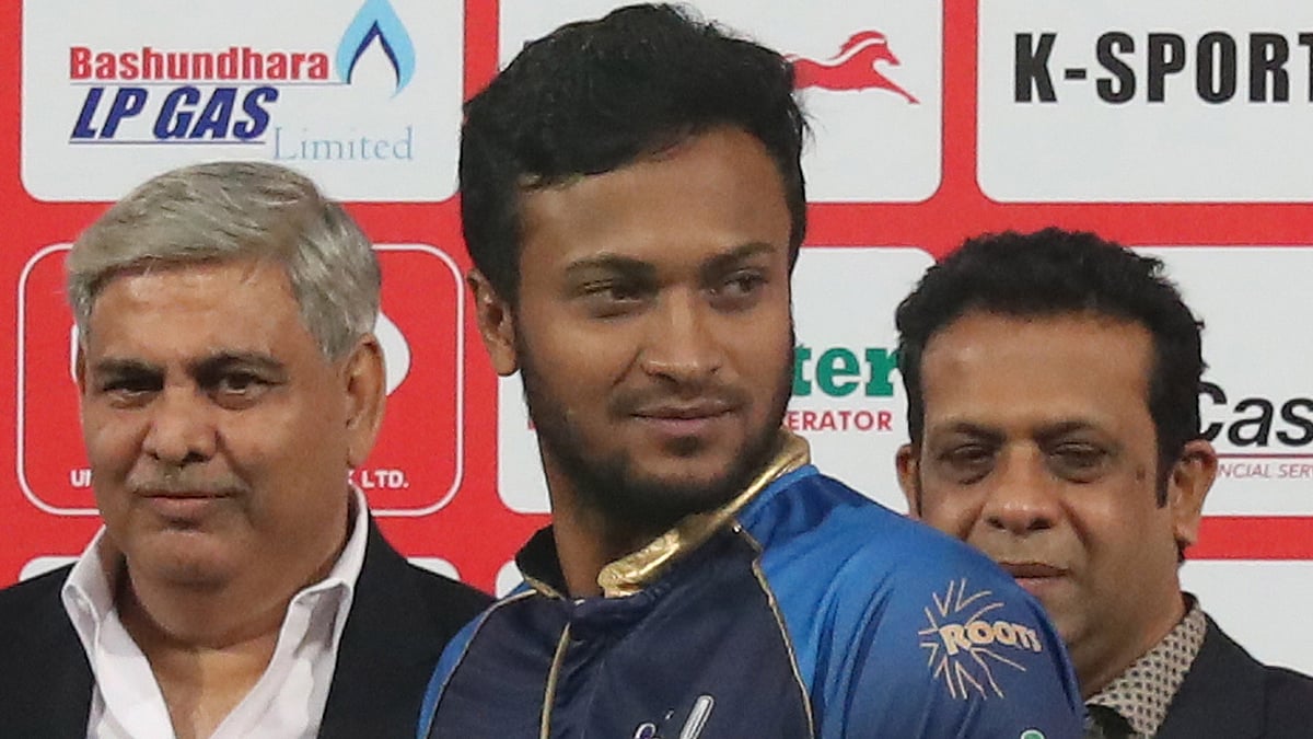 আইসিসির নিষেধাজ্ঞার কারণে এবার বিপিএলে নেই সাকিব আল হাসান। ফাইল ছবি