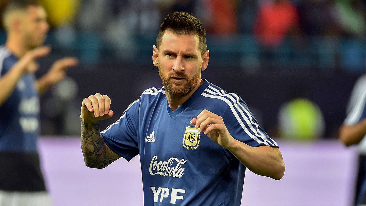 আর্জেন্টিনার হয়ে তেমন কিছুই জিততে পারেননি লিওনেল মেসি। ফাইল ছবি এএফপি