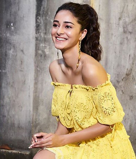 ‘যখন আমার সঙ্গী সূর্যের আলো।’