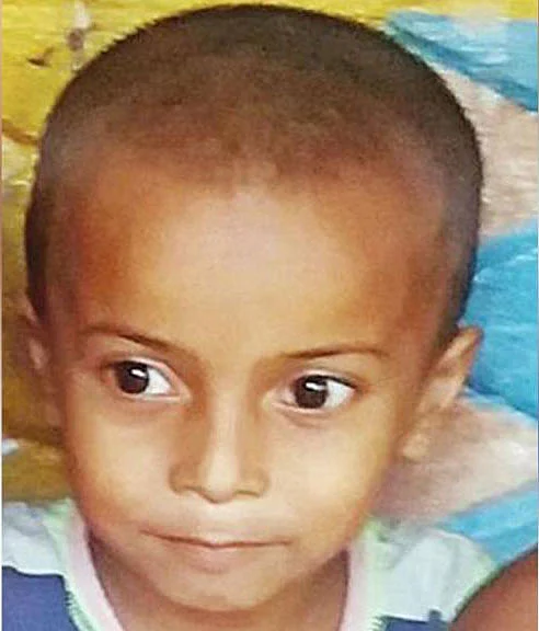 সুনামগঞ্জে পাঁচ বছরের শিশু তুহিন মিয়াকে ২০ অক্টোবের রাতের কোনো এক সময় হত্যা করা হয়। পুলিশ জানিয়েছে, এ ঘটনায় এ ঘটনায় নিহত তুহিনের বাবা–চাচা জড়িত। ফাইল ছবি