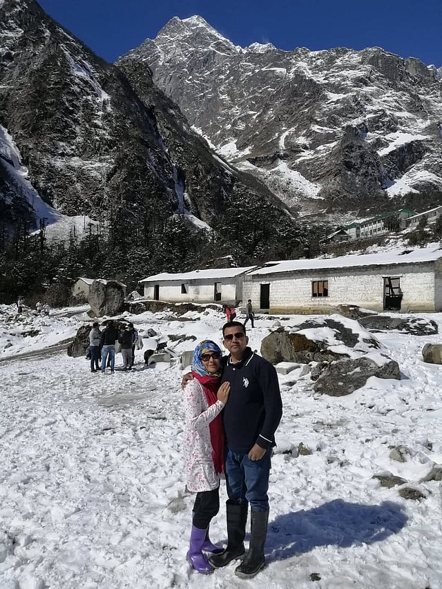 সিকিমের আকর্ষণীয় স্থান লাচুং, উমথাম, গুদংমারলেক। অসম্ভব সুন্দর পাহাড়ি রাস্তা, মন কেড়ে নেবে। ছবি: লেখক