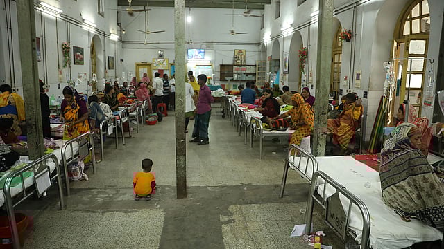 দিনদিন বাড়ছে সেবা পাওয়া শিশুর সংখ্যা। ছবি: আবদুস সালাম