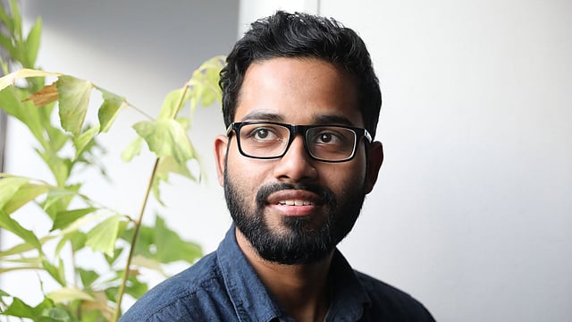 ‘কনসেপ্ট আর্টিস্ট’ জিয়াউর রহমান। ছবি: আবদুস সালাম