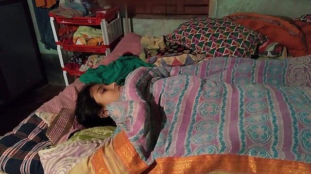 যৌতুকের দাবিতে নড়াইলের কালিয়া উপজেলায় তামান্না বেগম নামের এক নারীকে পিটিয়ে হত্যার অভিযোগ উঠেছে। ছবি: সংগৃহীত