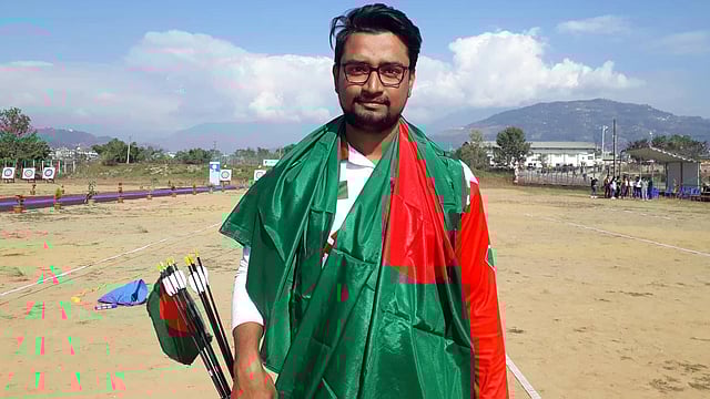 দেশকে তিনটি সোনা এনে দিয়েছেন রোমান সান। ছবি: বদিউজ্জামান