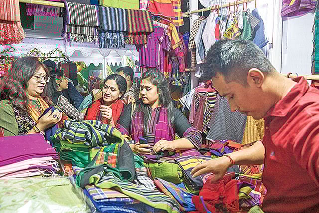 পার্বত্য এলাকায় তৈরি নানারকম পণ্য ছিল মেলার আকর্ষণ