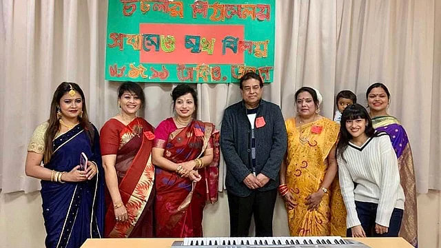 এবার আরও একটি নতুন মুখ ছিল অনুষ্ঠানে। ‘আমাদের চাটগাঁর জামাই’