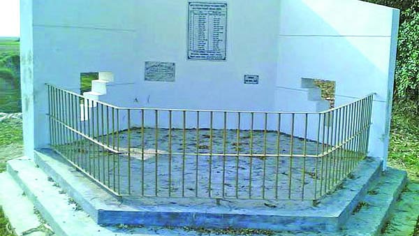 পাকিস্তানের সেনাবাহিনী এবং তাদের দোসর শান্তি কমিটি, রাজাকার, আলবদর ও আলশামস বাহিনীর সহযোগিতায় এ দেশে হত্যাকাণ্ড চালানো হয়। ছবি: সংগৃহীত