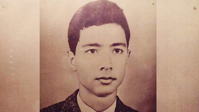 পাইলট এ টি এম আলমগীর।