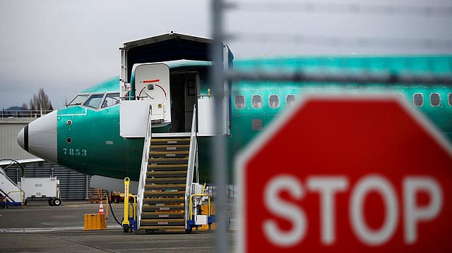 আগামী বছর থেকে ‘৭৩৭ ম্যাক্স’ উড়োজাহাজ নির্মাণ বন্ধ রাখার ঘোষণা দিয়েছে বোয়িং। ছবি: রয়টার্স