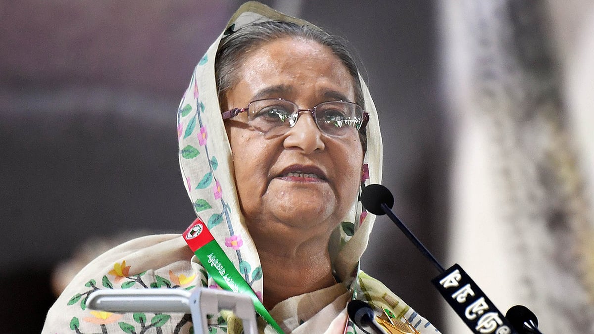 আওয়ামী লীগের সম্মেলনে বক্তৃতা করেন প্রধানমন্ত্রী শেখ হাসিনা। সোহরাওয়ার্দী উদ্যান, ঢাকা, ২০ ডিসেম্বর। ছবি: ফোকাস বাংলা