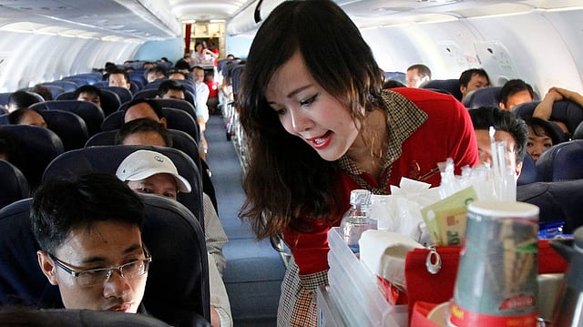 পরিধানযোগ্য প্রযুক্তিপণ্য জেট ল্যাগ কমাতে পারে। ছবি: রয়টার্স