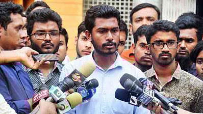 তারা ভেঙে পড়ছে না, আবার সাধ্যের বাইরে গিয়ে নিজেদের আগাম বিনাশও ডেকে আনছে না। ছবি: প্রথম আলো