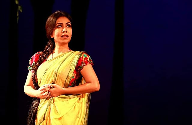 নির্দেশনার পাশাপাশি অভিনয়ও করেছেন হৃদি হক। ছবি: সংগৃহীত