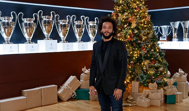 রিয়াল মাদ্রিদের সঙ্গে বড়দিনের উৎসবে ব্রাজিল তারকা মার্সেলো। ছবি: রিয়াল মাদ্রিদ ডট কম