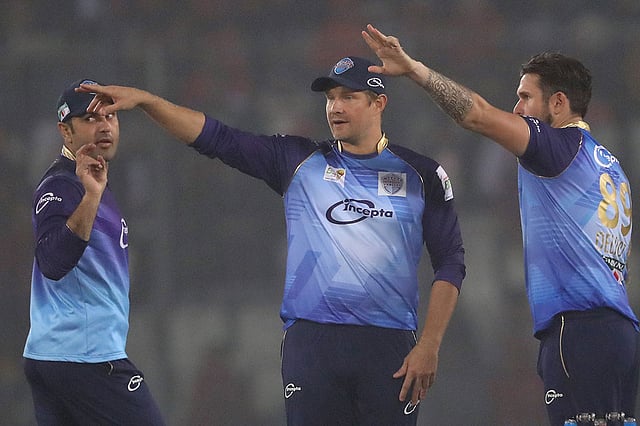 রংপুরের বিদেশি ক্রিকেটারদের ব্যর্থতা ভোগাচ্ছে দলকে। ছবি: প্রথম আলো