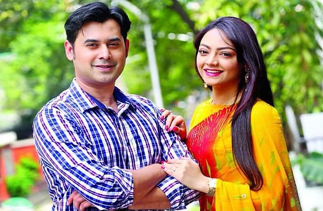 ঈশানা খান দুই বছর প্রেম করছেন সারিফ চৌধুরীর সঙ্গে। ছবি: ফেসবুক থেকে নেওয়া