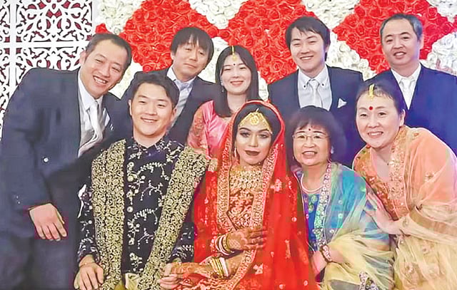 আঁখি বড়ুয়া ও কিসুচি হায়াদোর বিয়েতে জাপান থেকে এসেছিলেন হায়াদো পরিবারের সদস্যরা