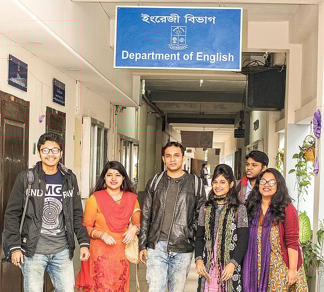 ইংরেজি বিভাগের গুরুত্ব সব সময় ছিল, ভবিষ্যতেও থাকবে। ছবিটি ঢাকা বিশ্ববিদ্যালয়ের কলা ভবনে তোলা।
