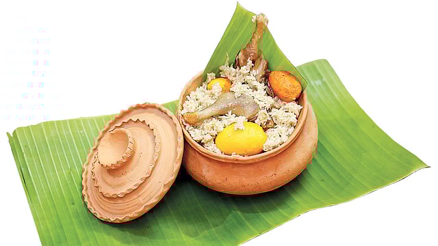 বিন্নি চালে হাঁসের বিরিয়ানি