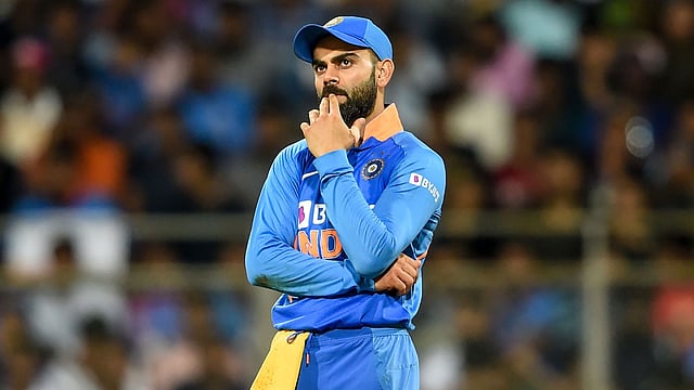 বিরাট কোহলি। কাল অস্ট্রেলিয়ার বিপক্ষে মোটেও ভালো করতে পারেনি তাঁর দল। ছবি: এএফপি