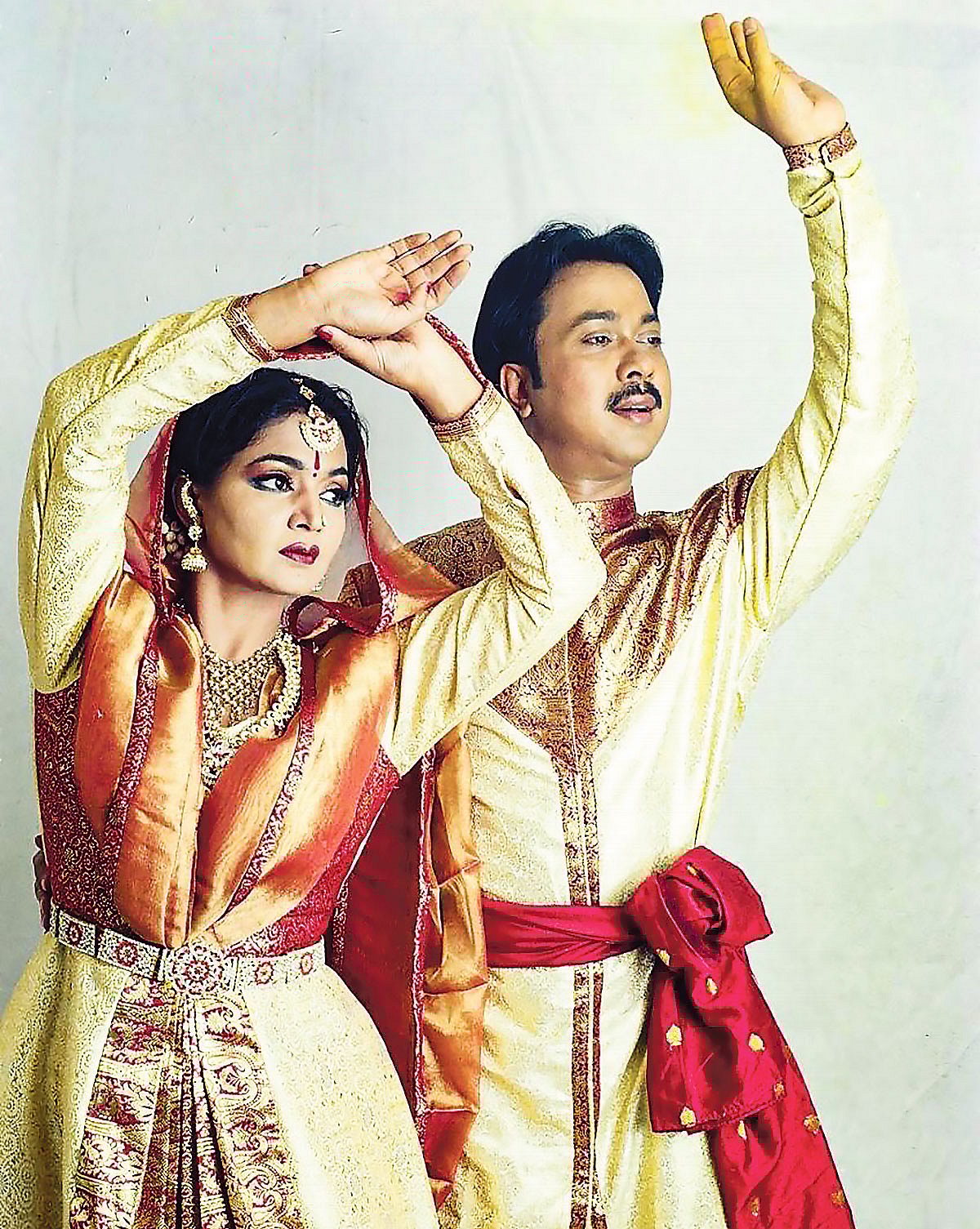 শামীম আরা নীপা ও শিবলী মহম্মদ। ছবি: সংগৃহীত