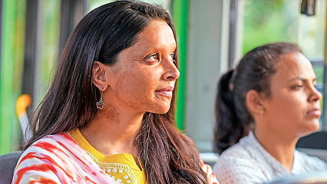 ছপাক ছবিতে দীপিকা