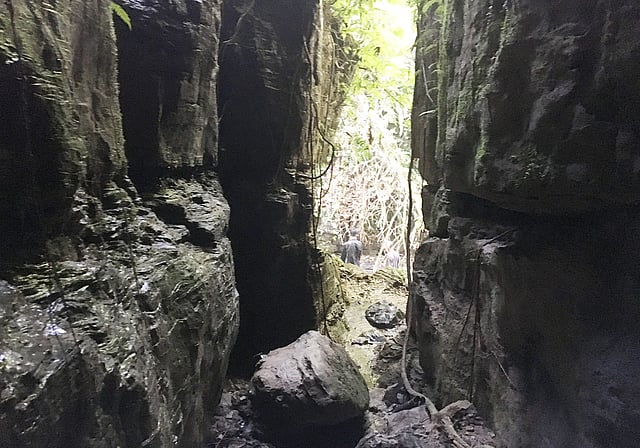 গুহার একপাশ