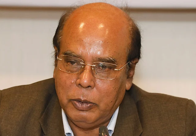 এ এইচ এম নোমান খান