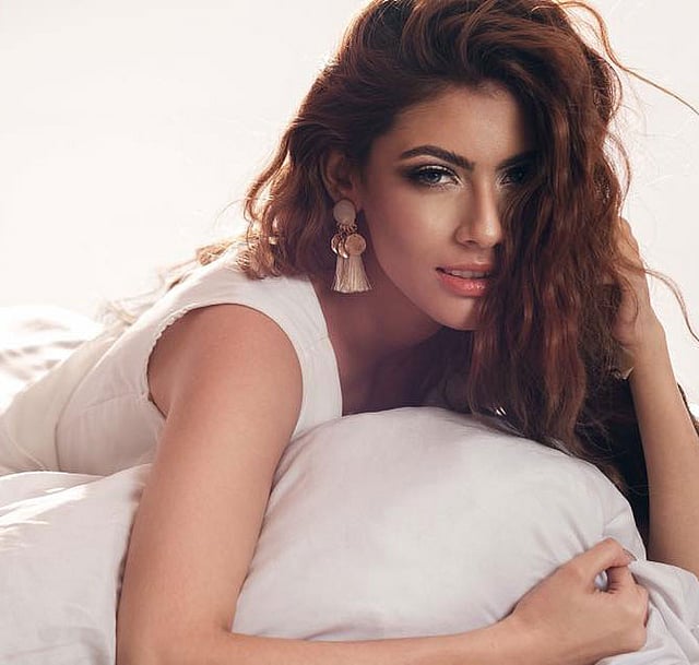 আপাতত নতুন সম্পর্কে জড়ানোর ইচ্ছে নেই জেসিয়ার। ছবি: ফেসবুক থেকে