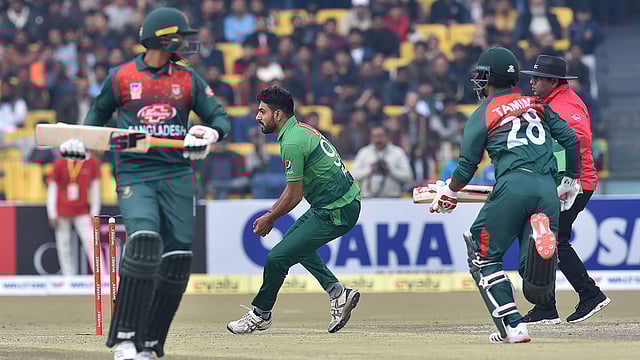 বাংলাদেশ সিরিজ আয়োজন নিয়ে অনিশ্চয়তায় ১৯ কোটি টাকা আয় করতে পারেনি পাকিস্তান। ফাইল ছবি