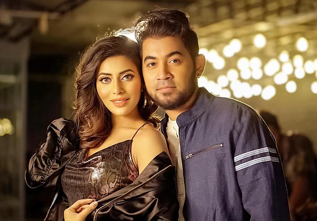 তানজীব সারোয়ারের গানের মিউজিক ভিডিওতে মডেল হয়েছেন সেমন্তী সৌমি। ছবি: সংগৃহীত