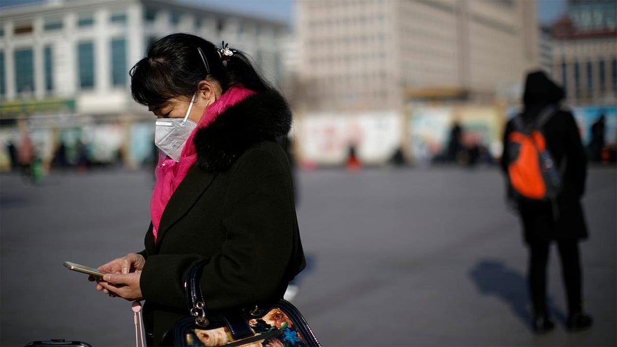 করোনাভাইরাসে আক্রান্ত কারও সংস্পর্শে এলে ব্যবহারকারীকে সতর্ক করে অ্যাপ।