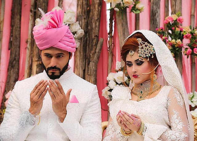 খালেদ সুজন ও রোদেলা জান্নাত। ছবি: ফেসবুক থেকে