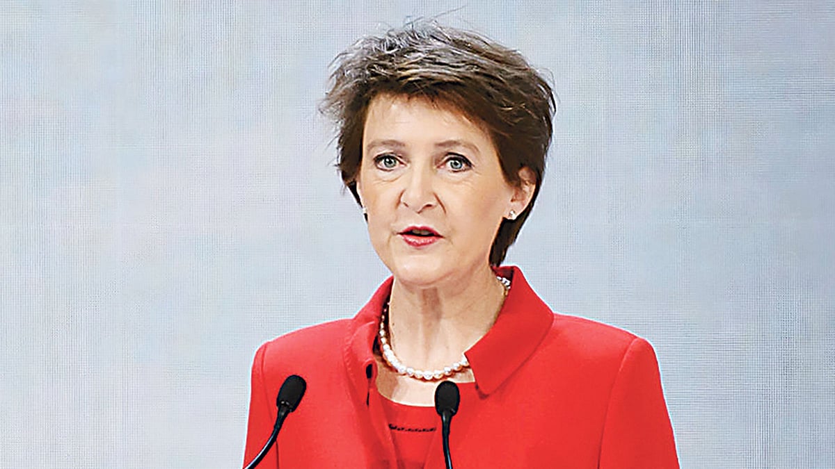 সাইমনেতা সোমমারুগা।