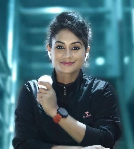 আইলাইনারে আকর্ষণীয় চোখের জাহানারা। ছবি: জাহানারার ইনস্টাগ্রাম অ্যাকাউন্ট