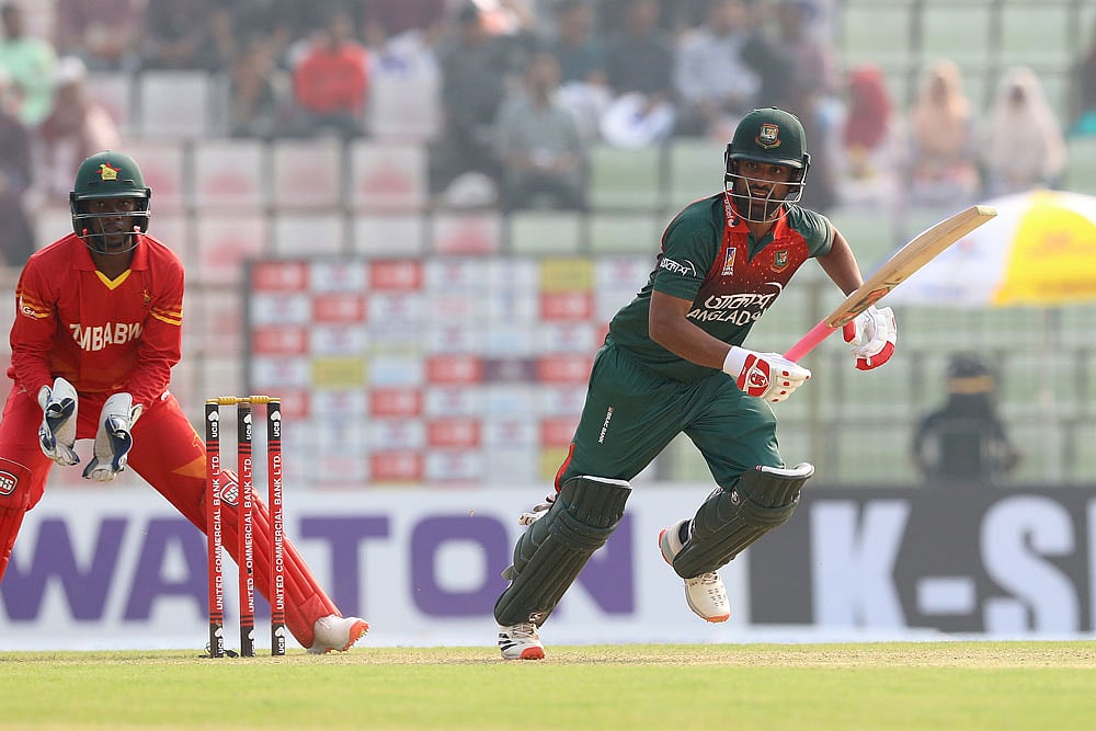 নিজের রেকর্ড নতুন করে লিখলেন তামিম ইকবাল। ছবি: শামসুল হক