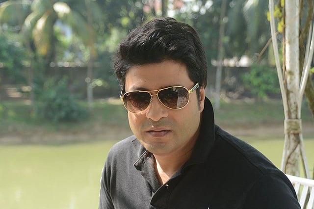 ফেরদৌস আহমেদ