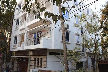 পাপিয়ার স্বামী মফিজুর রহমান চৌধুরীর বাড়ি।