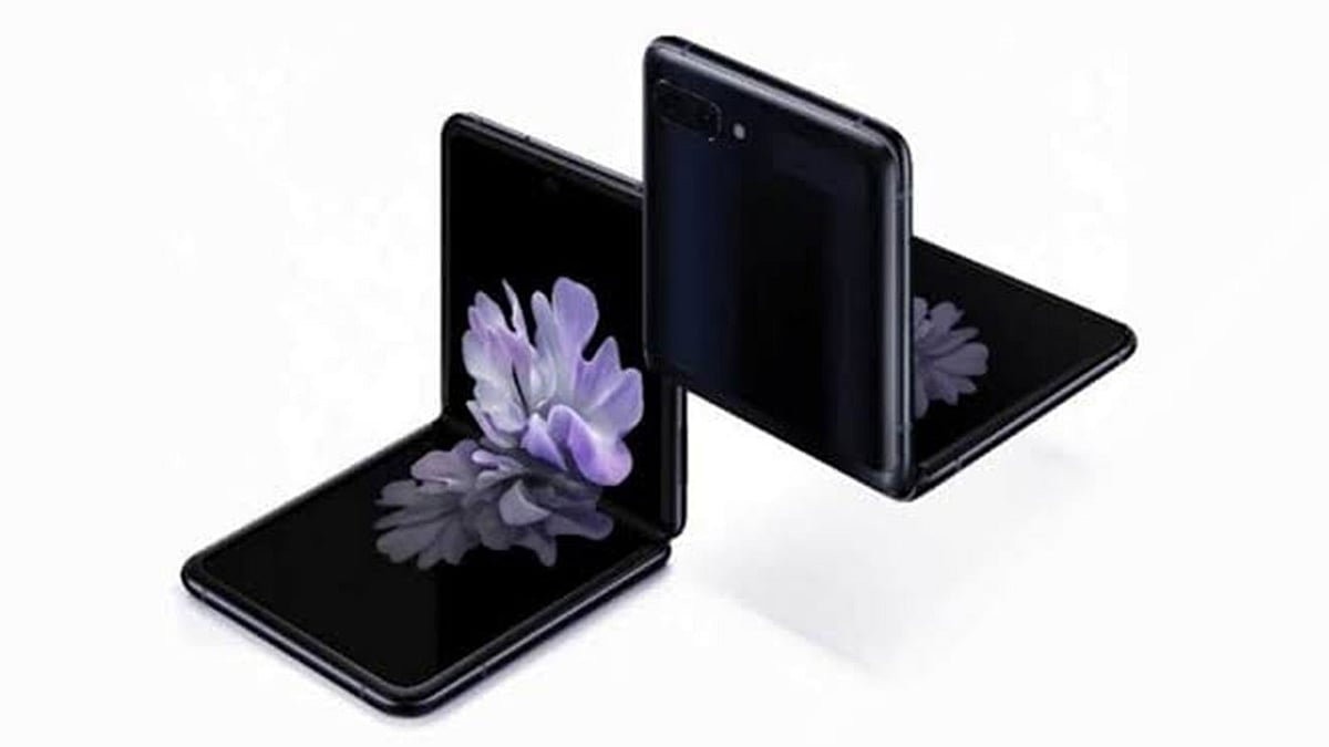 গ্যালাক্সি জেড ফ্লিপ। ছবি: স্যামসাংয়ের সৌজন্যে