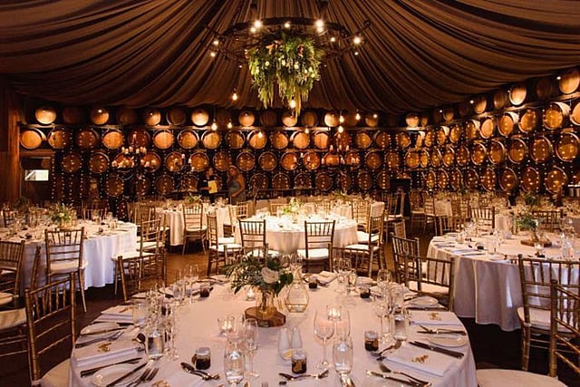 বিয়ের অনুষ্ঠান বাতিল করায় অনেক ভেন্যুই ফাঁকা পড়ে আছে। ছবি: সংগৃহীত